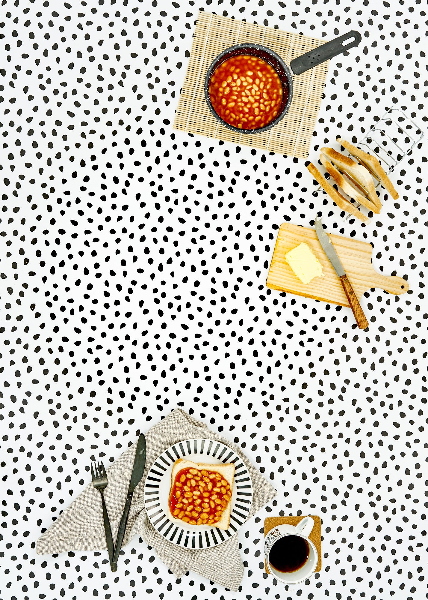 Dotty Large Vinyl Photography Backdrop by Club Backdrops [90 x 120cm / ~3 x 4ft]